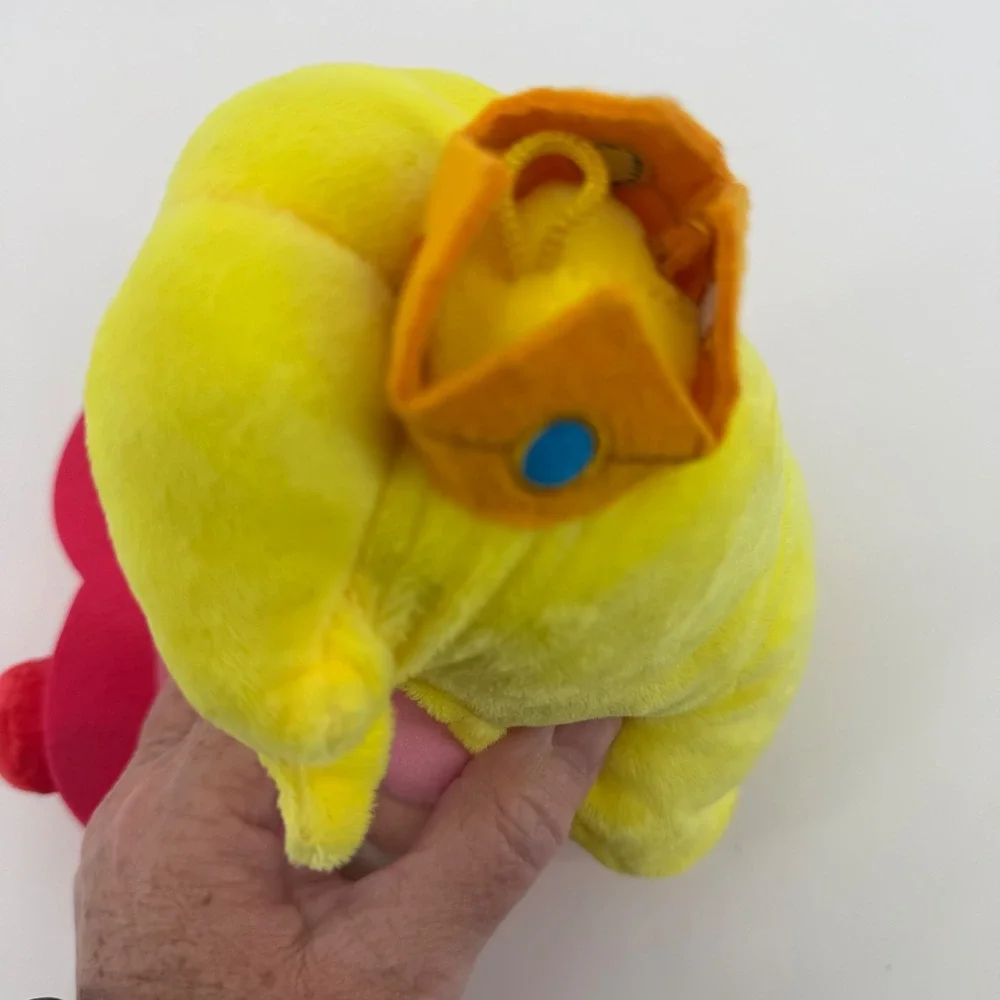 Nintendo Super Mario Princess Peach Plush‎ Toy 2022 Excellent Condition